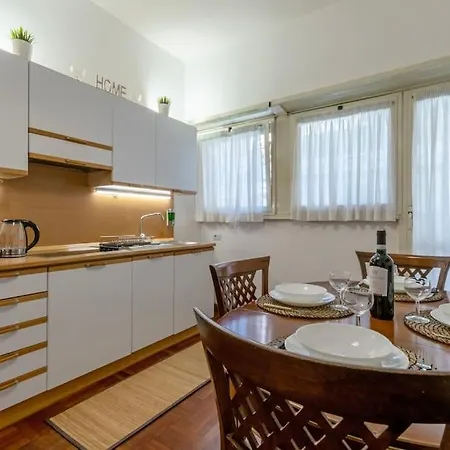 Vaticano-residenza Savorelli X 6 * Roma